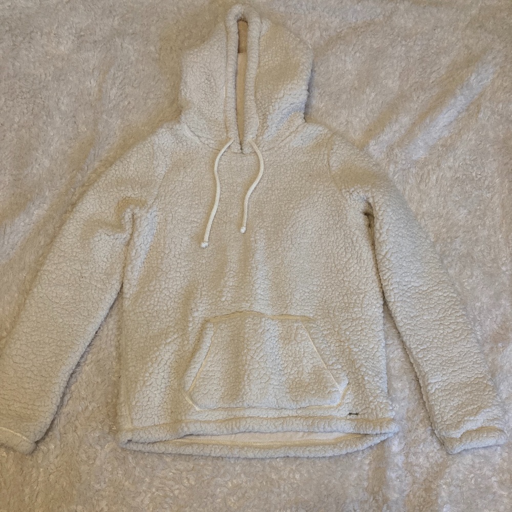 Hollister white fluffy hoodie